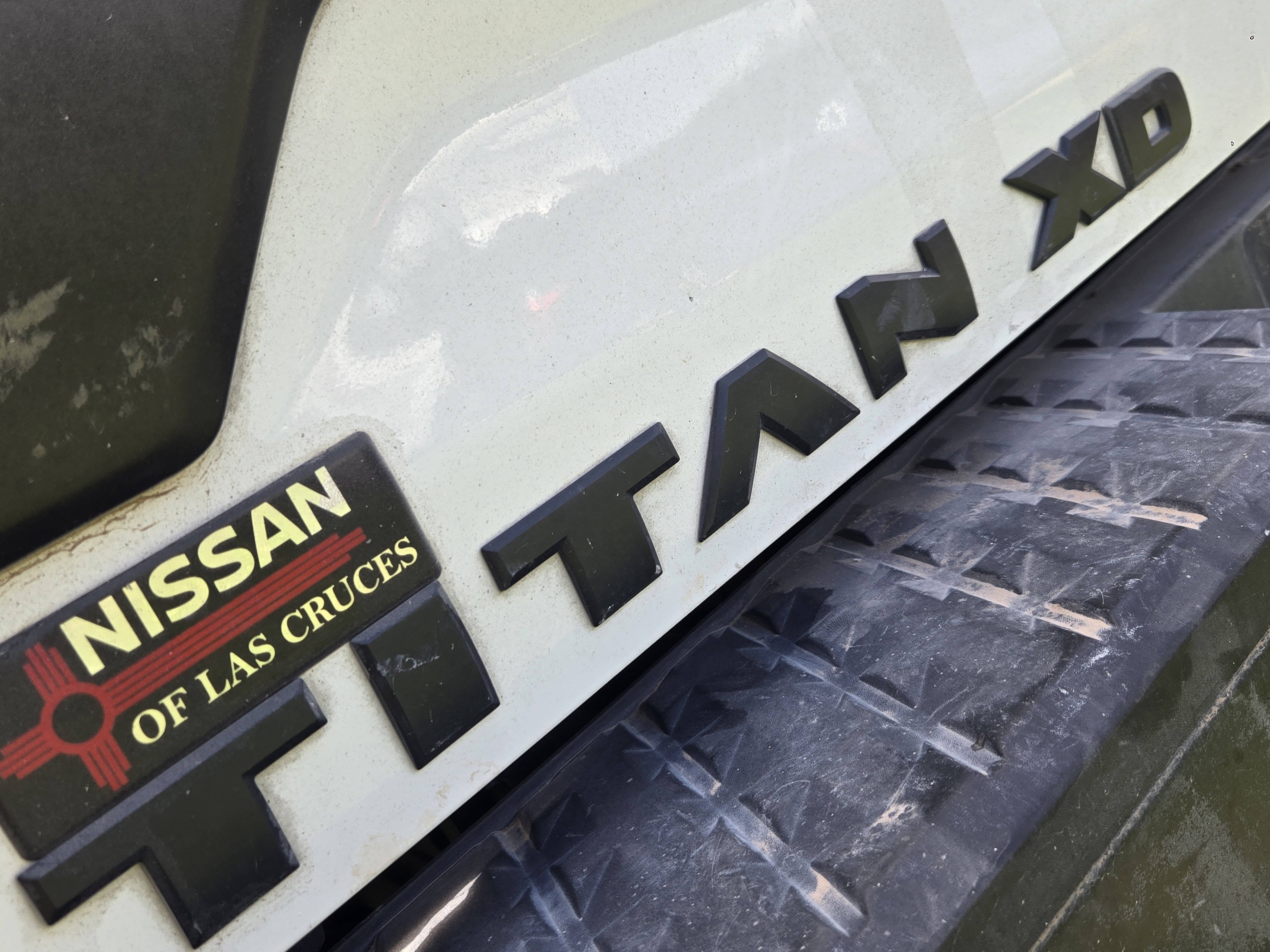 Used 2023 Nissan Titan PRO-4X w/ Pro-4x Convenience Package AWD/4WD image 10