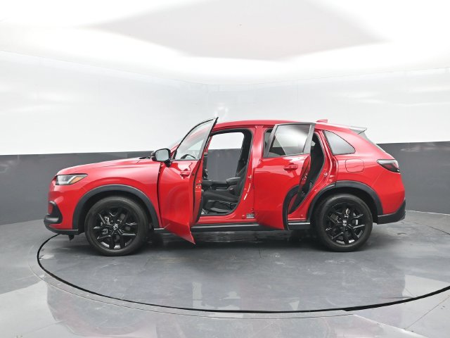 Used 2025 Honda HR-V Sport image 28
