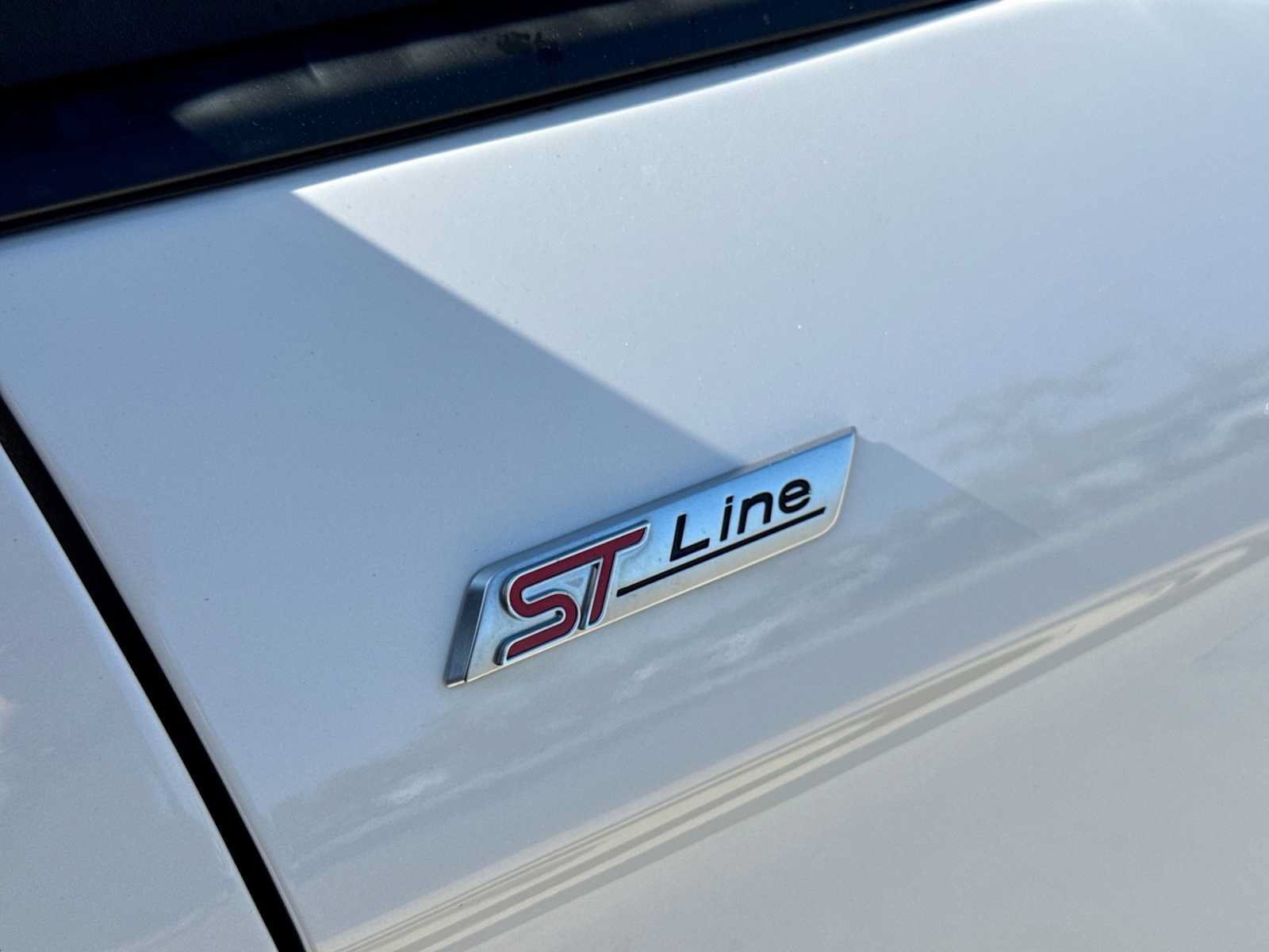 Certified 2023 Ford Edge ST-Line AWD/4WD image 14