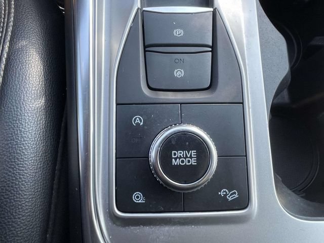 Certified 2020 Ford Explorer XLT w/ Equipment Group 202A AWD/4WD image 22