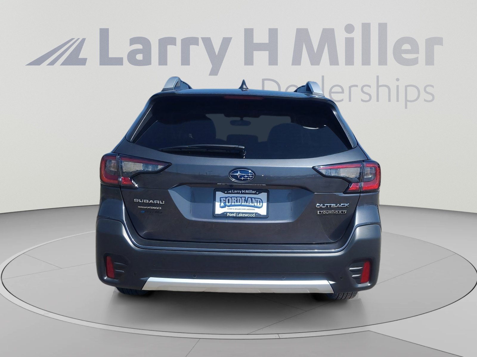 Used 2022 Subaru Outback Touring XT AWD/4WD image 4