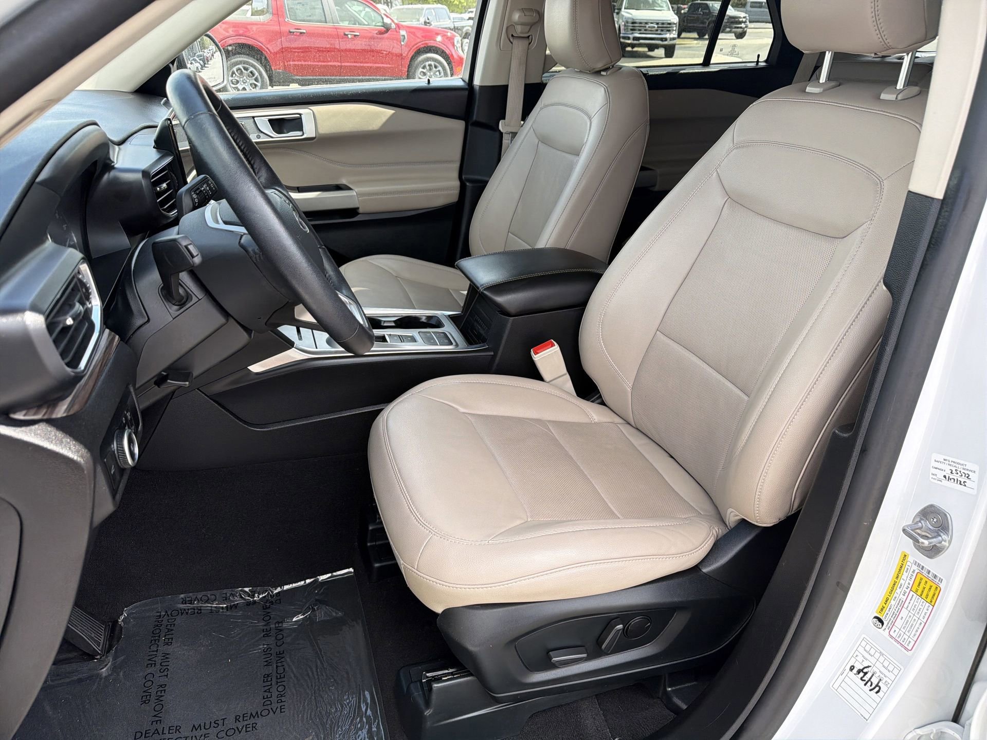 Certified 2023 Ford Explorer Limited image 25