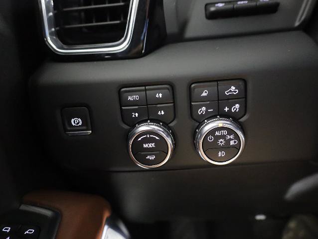 Used 2023 GMC Sierra 1500 Denali Ultimate AWD/4WD image 35