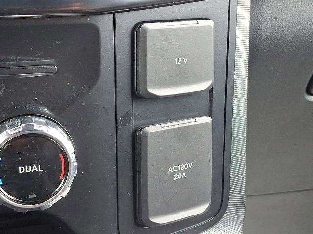 Certified 2024 Ford F150 Platinum w/ FX4 Off-Road Package image 25