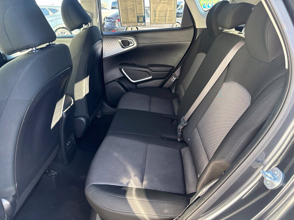 Used 2023 Kia Soul S FWD image 24