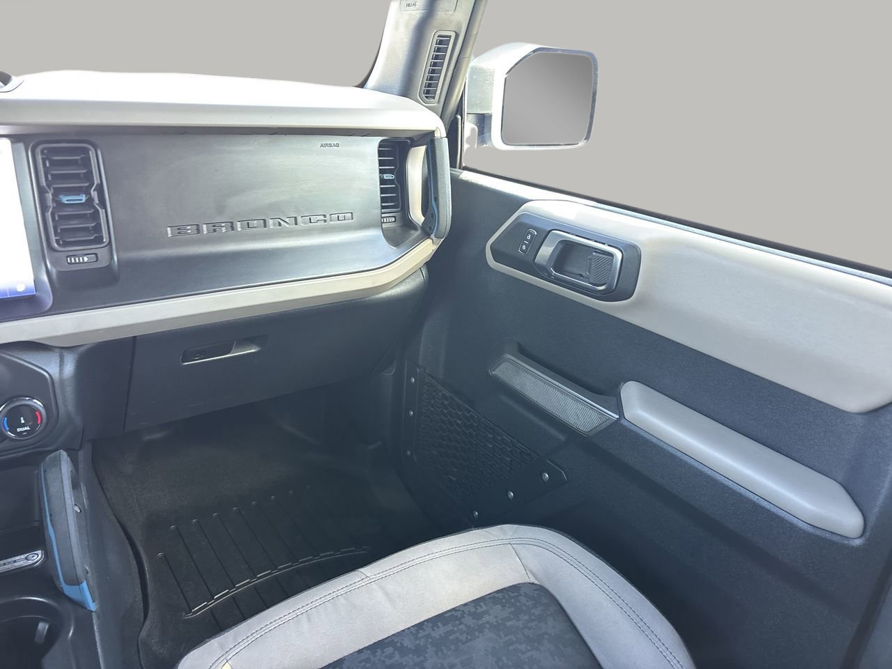 Certified 2022 Ford Bronco Wildtrak image 15