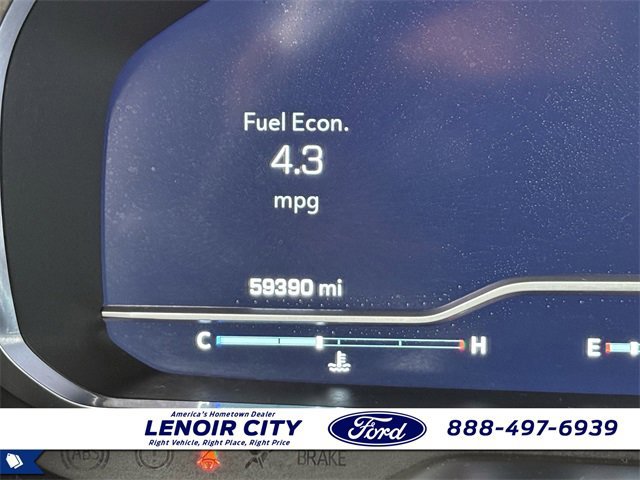 Used 2023 Chevrolet Suburban High Country image 35