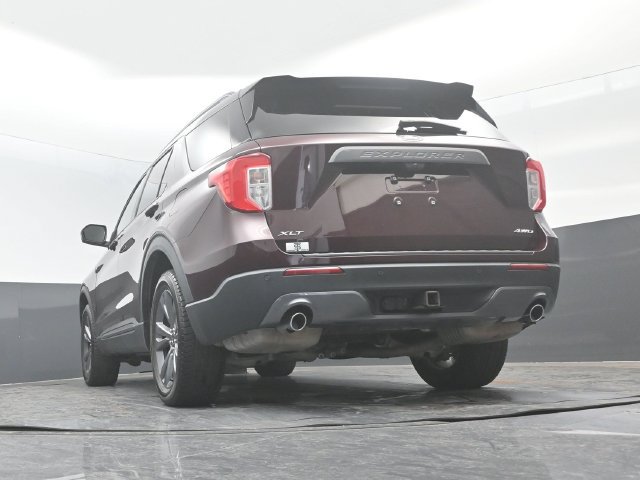 Certified 2022 Ford Explorer XLT w/ Equipment Group 202A AWD/4WD image 26