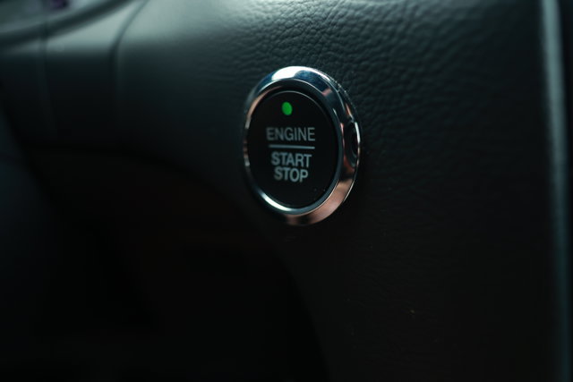 Certified 2022 Ford Edge ST-Line AWD/4WD image 16