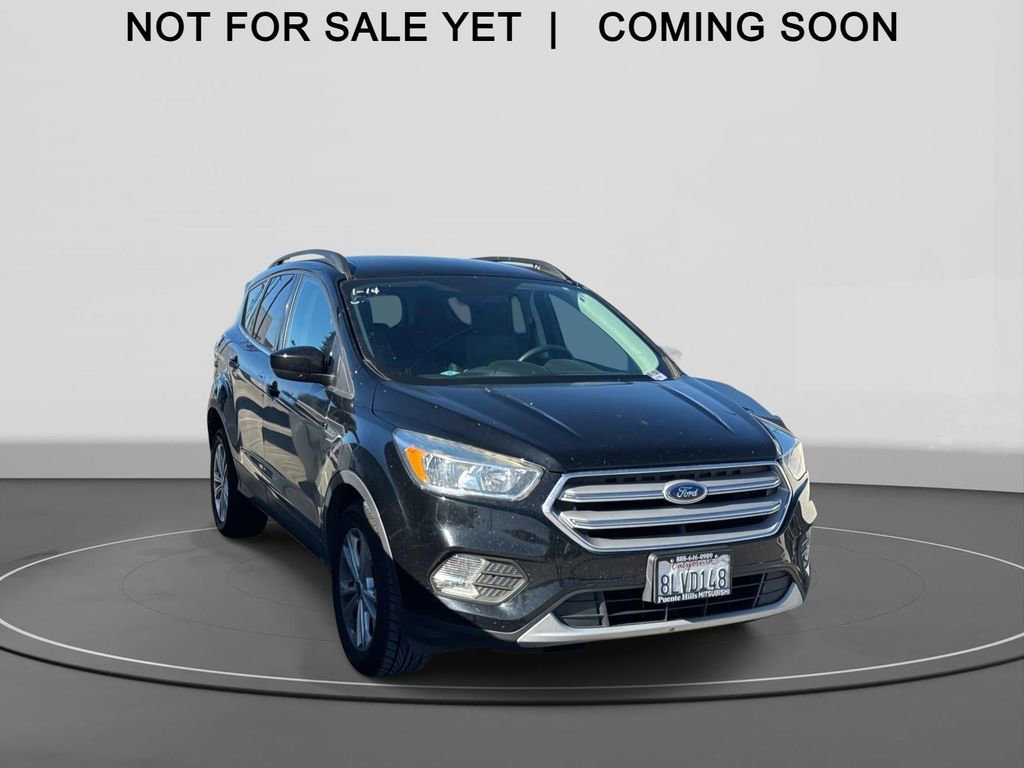 Certified 2018 Ford Escape SE image 1