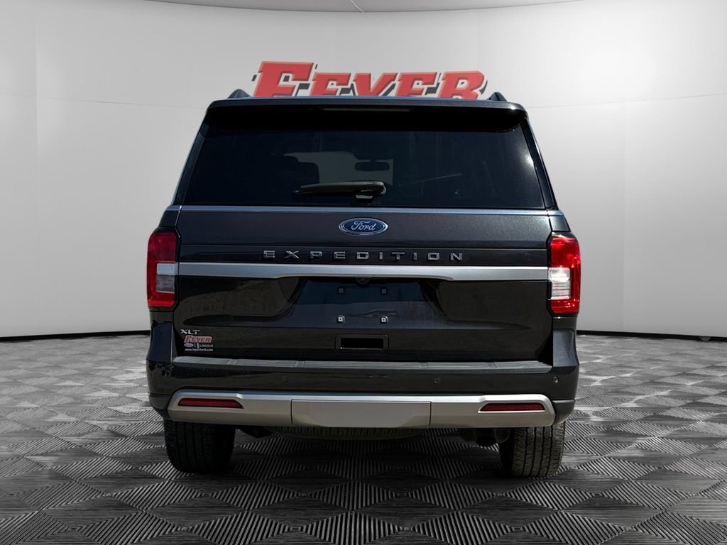 Certified 2022 Ford Expedition XLT RWD image 4