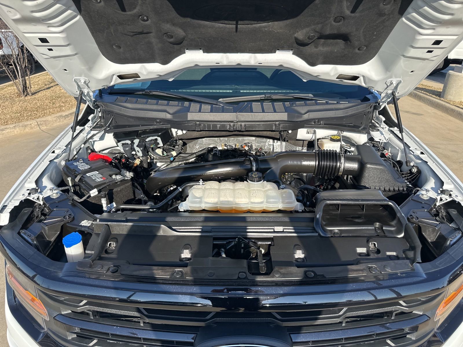 Certified 2024 Ford F150 XLT w/ Equipment Group 302A MID image 27