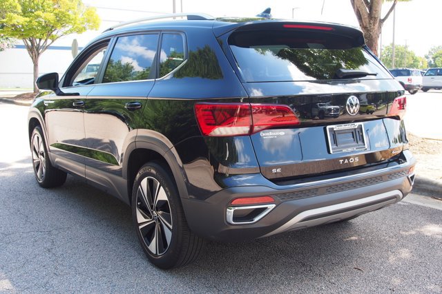 Used 2023 Volkswagen Taos SE AWD/4WD image 5