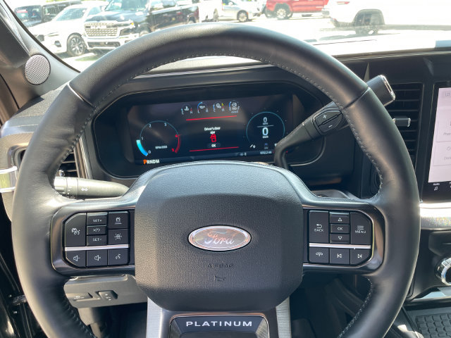 Certified 2025 Ford F450 Platinum w/ FX4 Off-Road Package AWD/4WD image 31