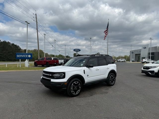 Certified 2024 Ford Bronco Sport Outer Banks AWD/4WD image 3