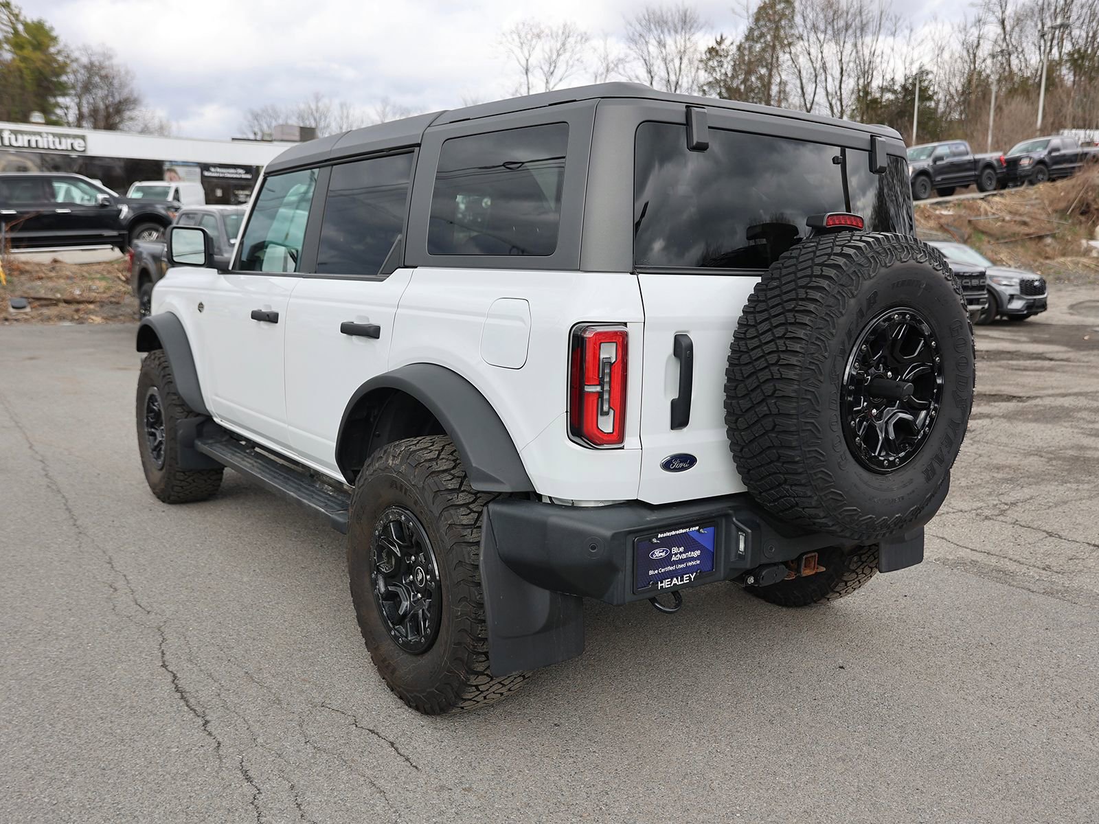 Certified 2022 Ford Bronco Wildtrak AWD/4WD image 5