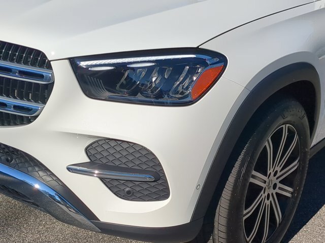 Used 2026 Mercedes-Benz GLE 450e 4MATIC image 10