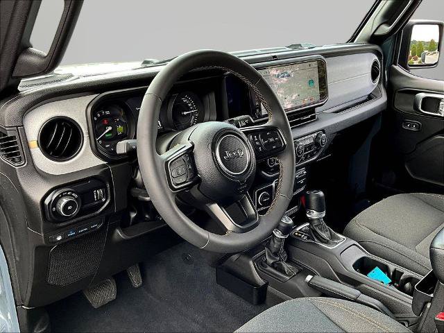 Used 2024 Jeep Wrangler Unlimited w/ Convenience Group AWD/4WD image 17