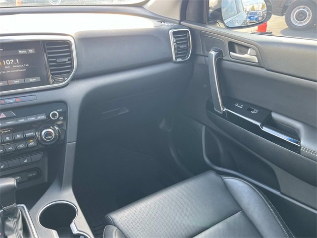 Used 2022 Kia Sportage EX image 16