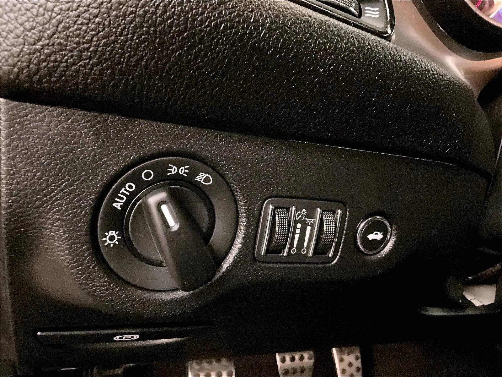 Used 2022 Dodge Challenger R/T Scat Pack RWD image 30