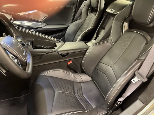 Used 2024 Chevrolet Corvette Stingray Premium Conv w/ Z51 Performance Package RWD image 6
