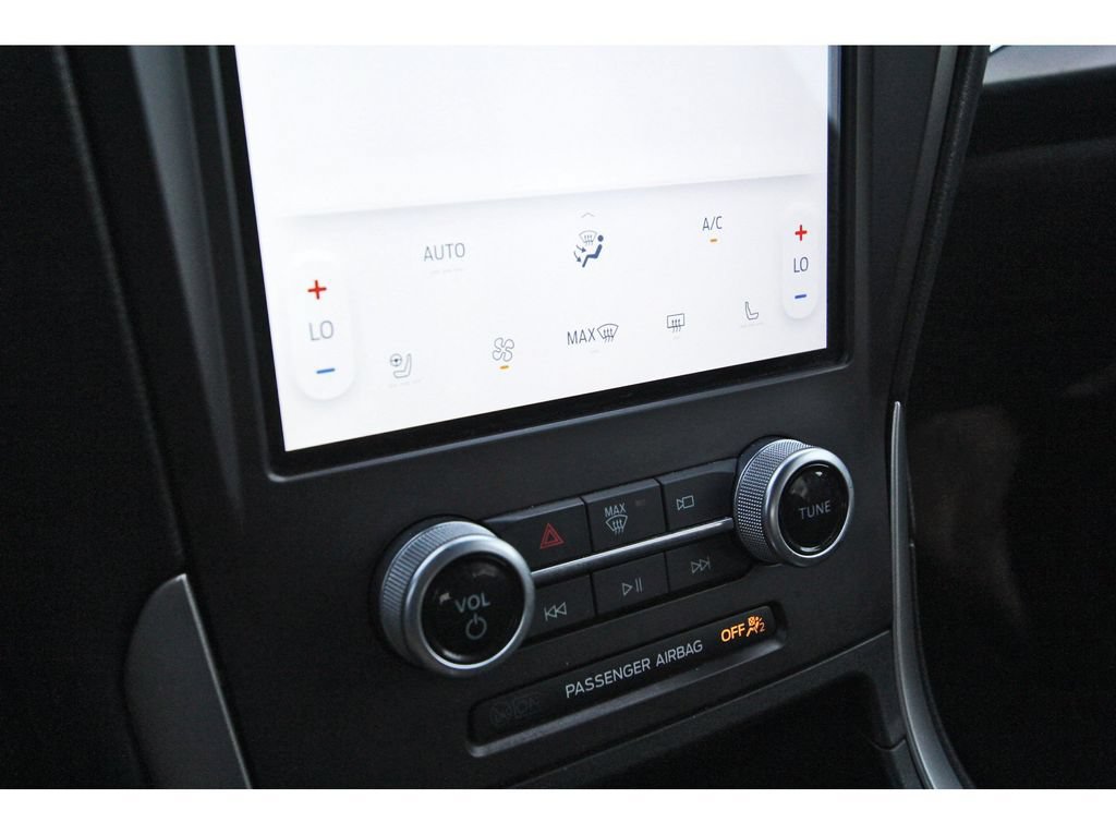 Certified 2021 Ford Edge ST-Line FWD image 24