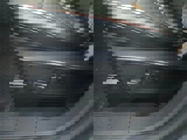 Certified 2024 Ford Escape ST-Line image 10