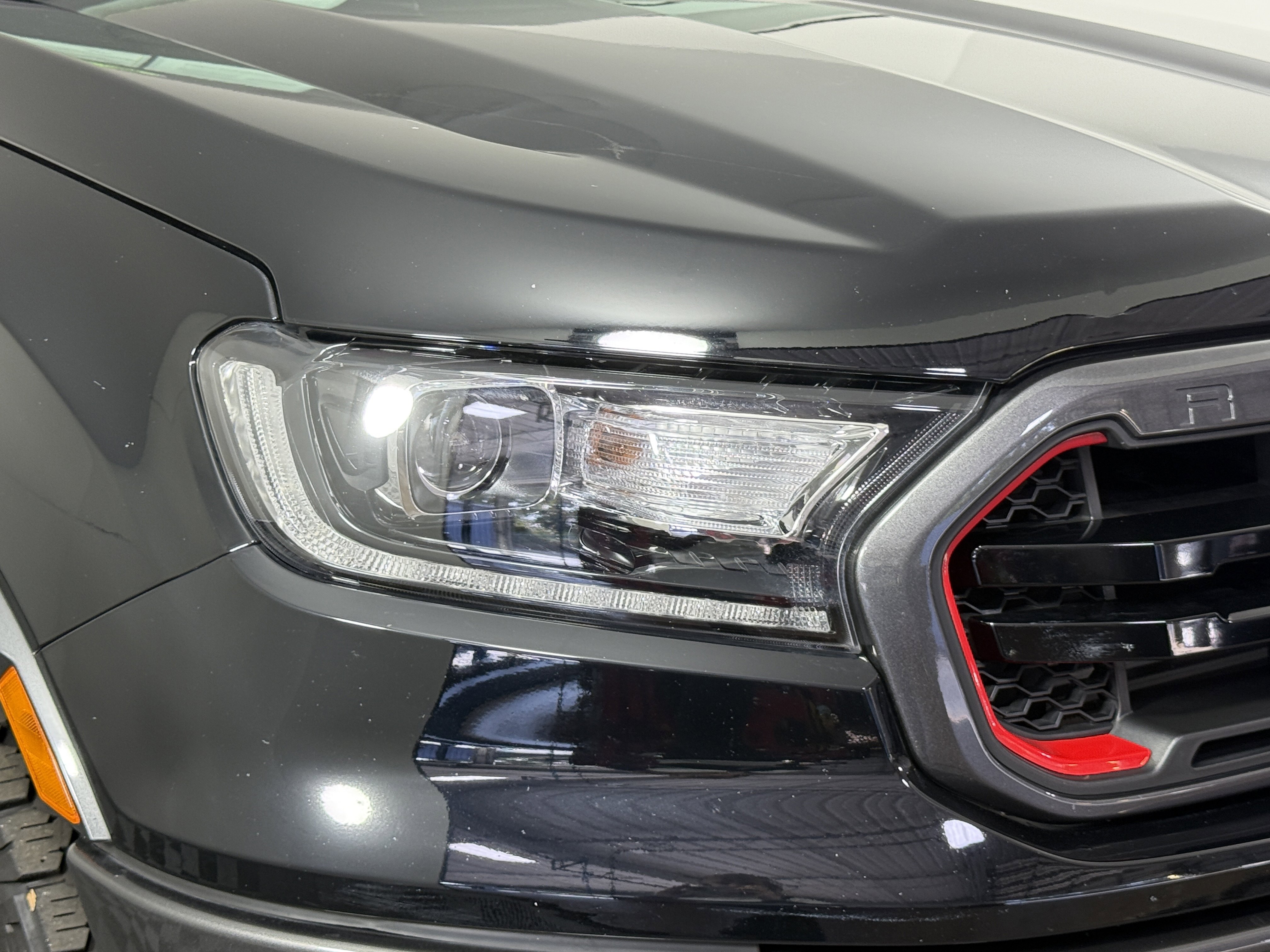 Certified 2022 Ford Ranger Lariat w/ Tremor Off-Road Package image 7