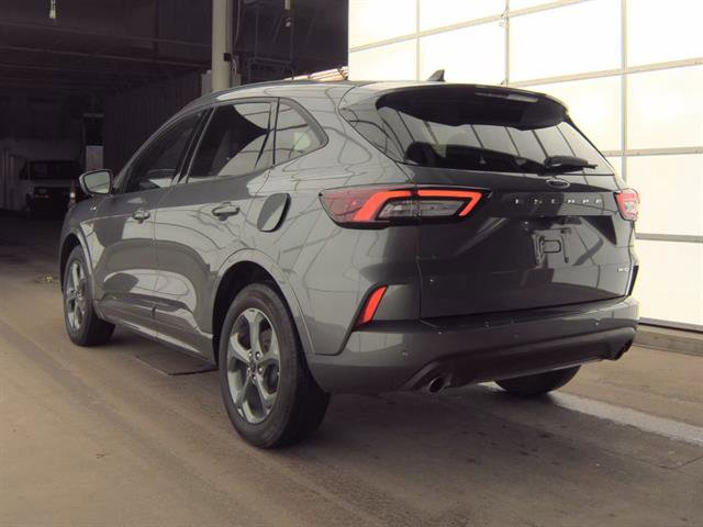 Certified 2023 Ford Escape ST-Line Select w/ Tech Pack #2 AWD/4WD image 8