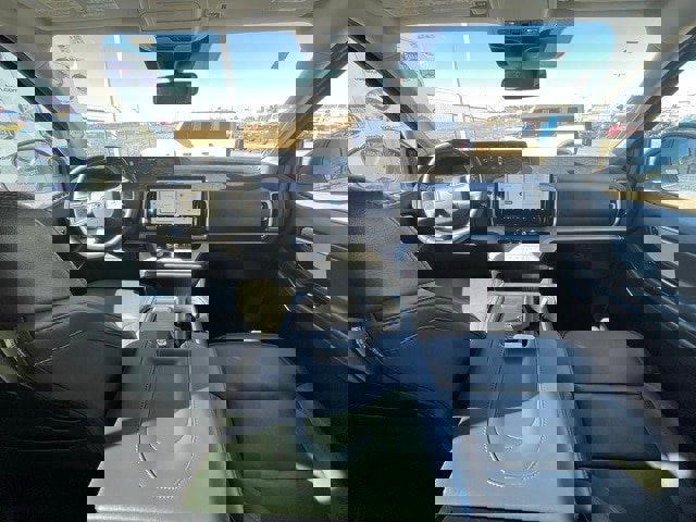 Certified 2025 Ford Expedition Max Active image 11