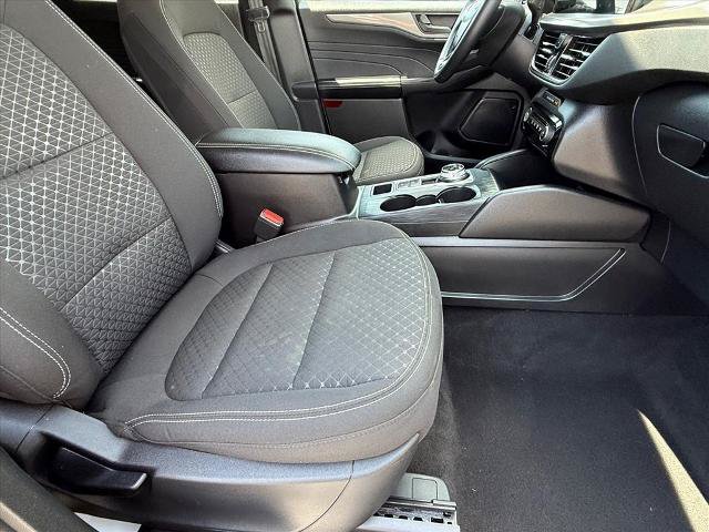 Certified 2024 Ford Escape Active w/ Tech Pack #1 AWD/4WD image 10