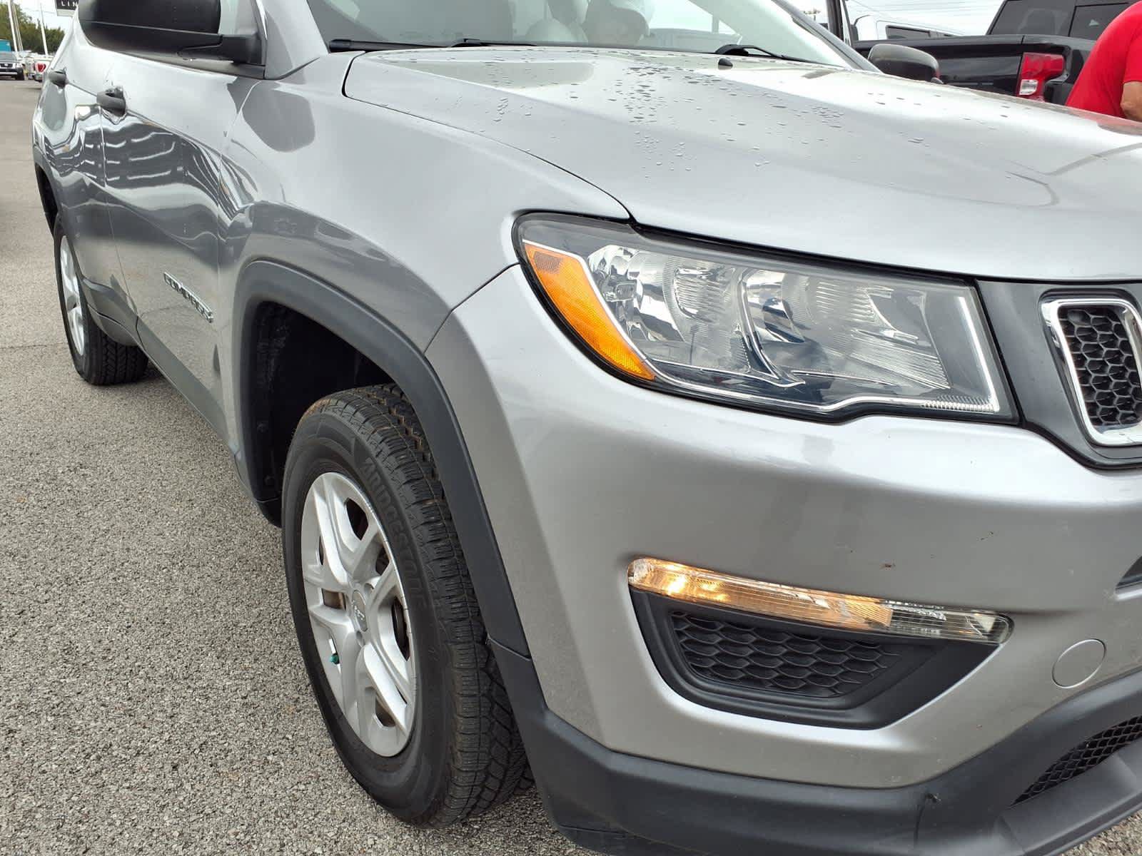 Used 2020 Jeep Compass Sport AWD/4WD image 23