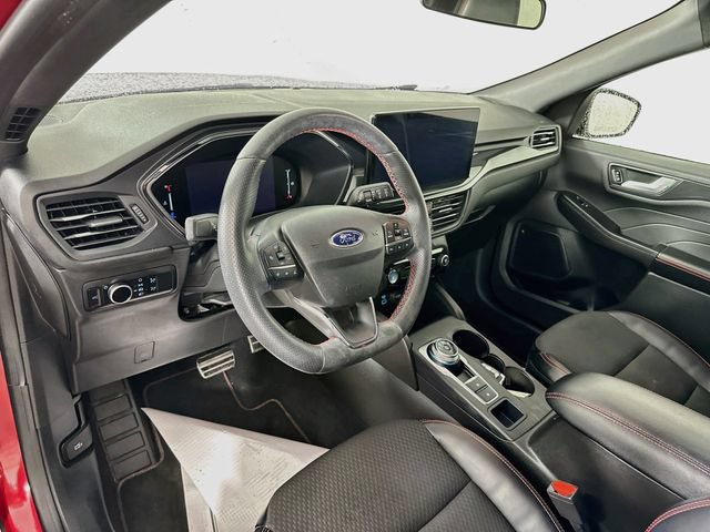 Certified 2023 Ford Escape ST-Line w/ Tech Pack #1 AWD/4WD image 15