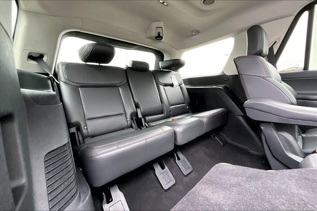Certified 2025 Ford Expedition Active AWD/4WD image 27
