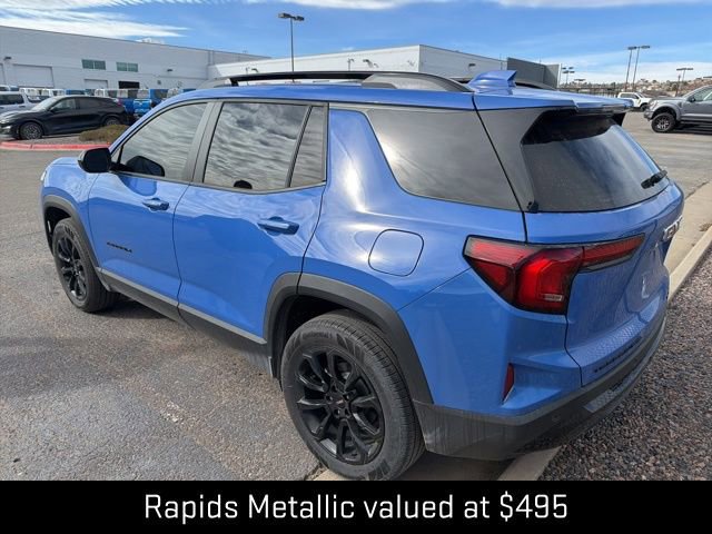 Used 2025 GMC Terrain Elevation w/ Elevation Premium Package image 2