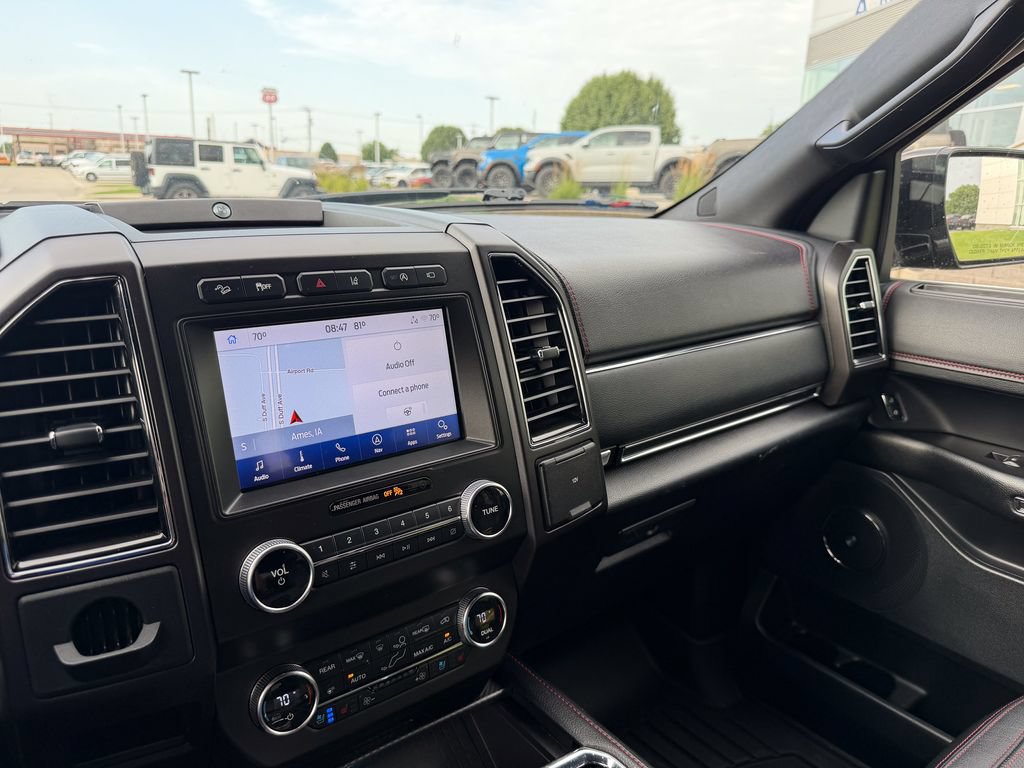 Certified 2020 Ford Expedition Limited w/ Equipment Group 303A AWD/4WD image 19