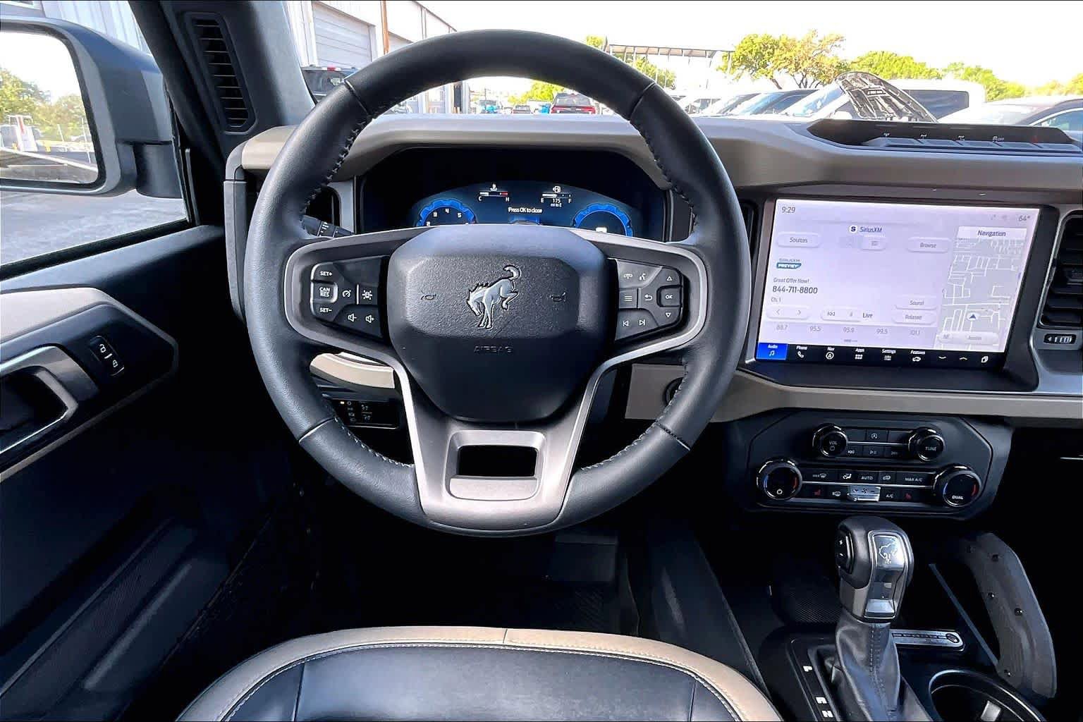 Certified 2025 Ford Bronco Big Bend w/ Black Diamond Package AWD/4WD image 6