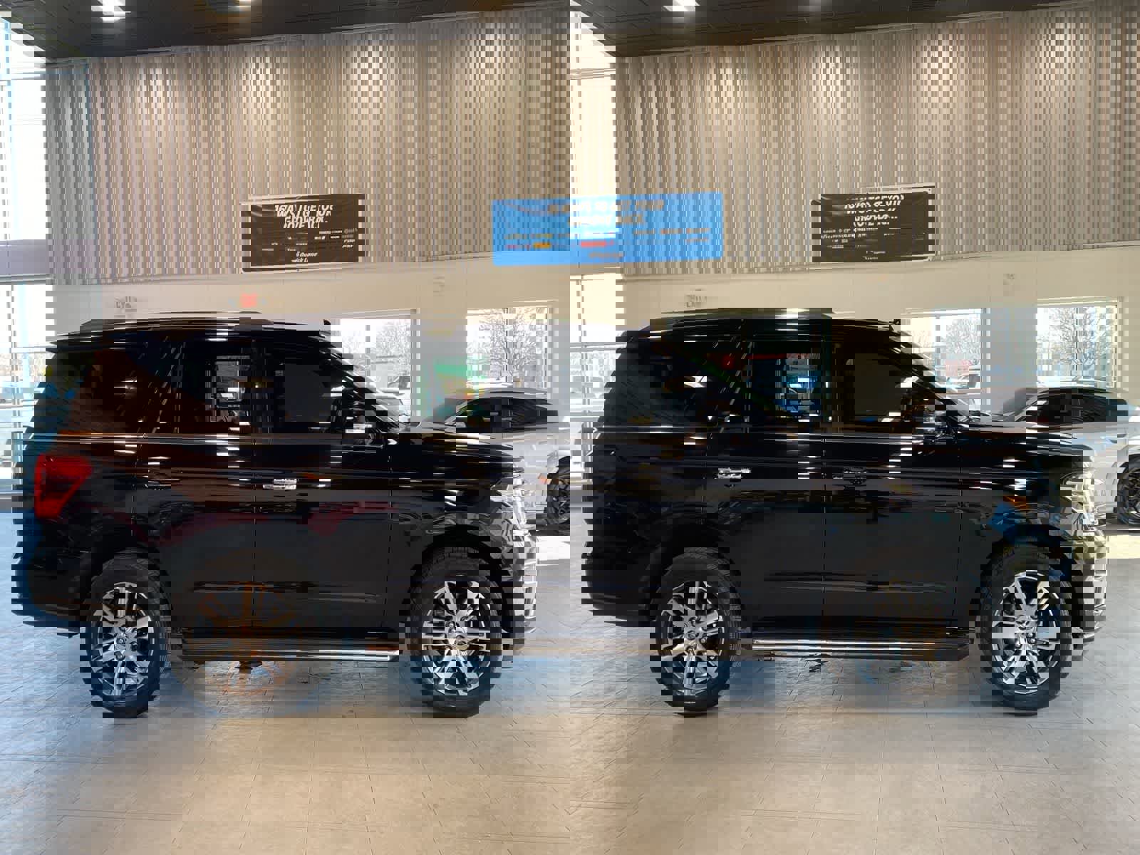 Certified 2022 Ford Expedition Limited image 6