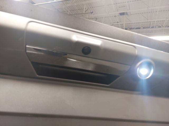 Certified 2022 Ford F150 Lariat w/ Equipment Group 502A High image 13