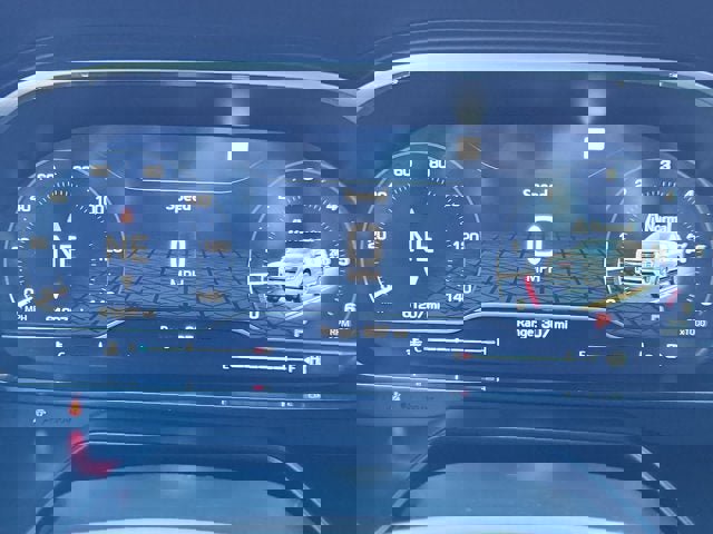 Used 2023 GMC Yukon AT4 w/ AT4 Premium Package image 20