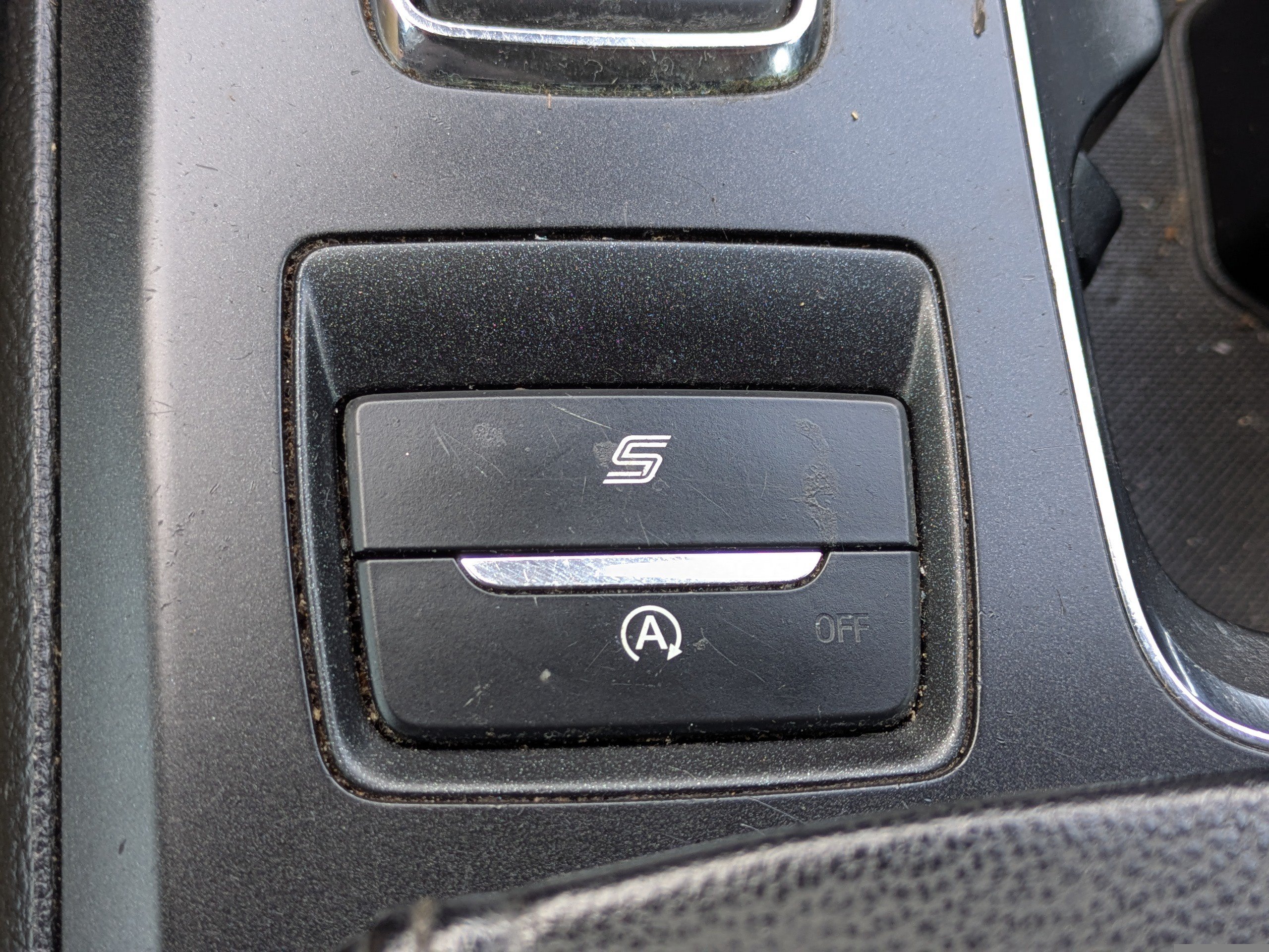 Certified 2020 Ford Fusion SE FWD image 25
