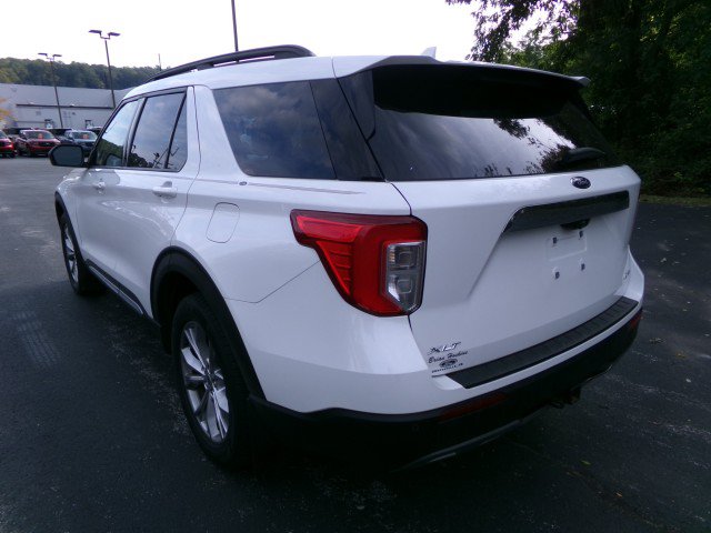 Certified 2021 Ford Explorer XLT w/ Equipment Group 202A AWD/4WD image 7
