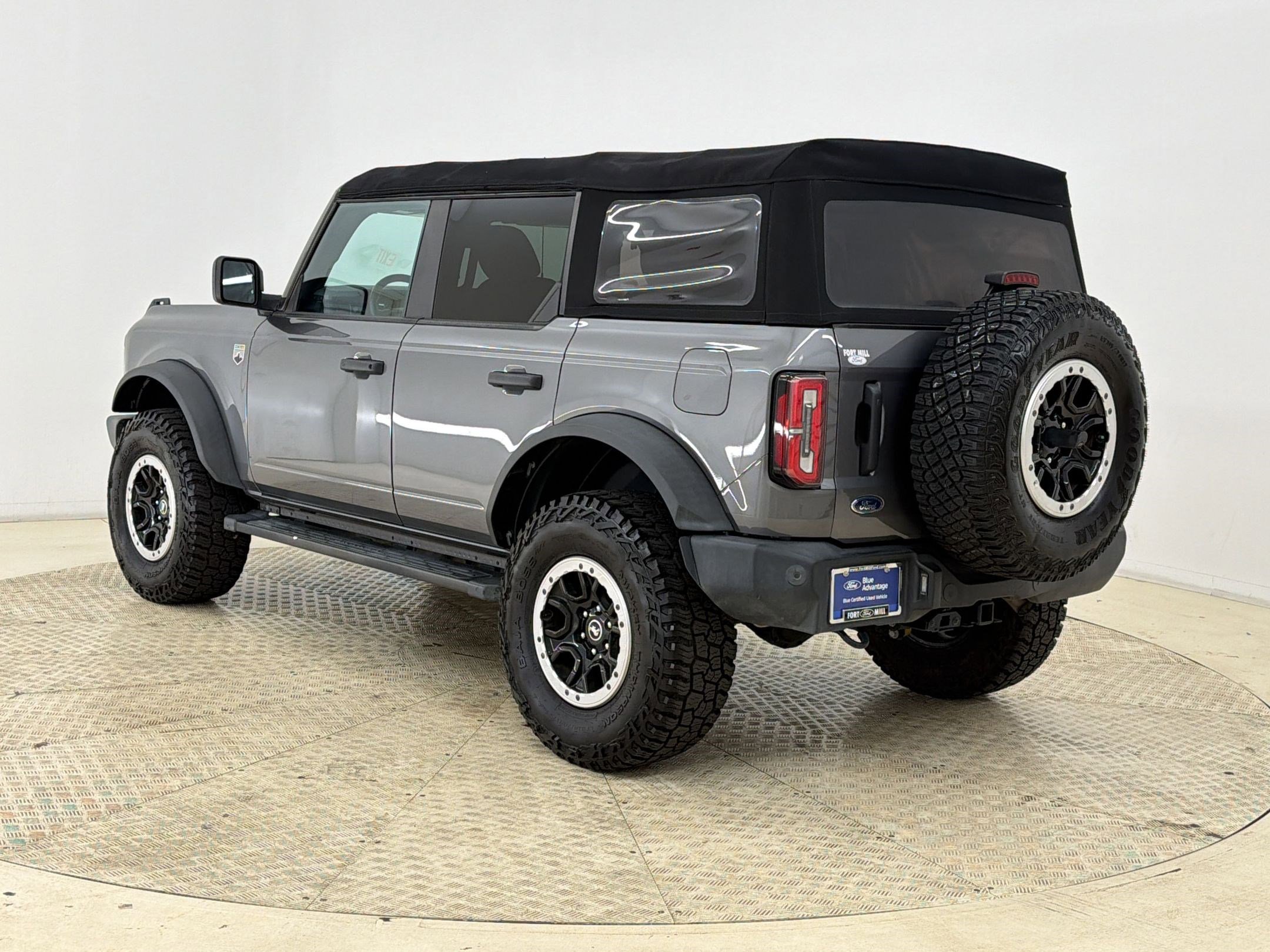 Certified 2022 Ford Bronco Big Bend w/ Sasquatch Package AWD/4WD image 3