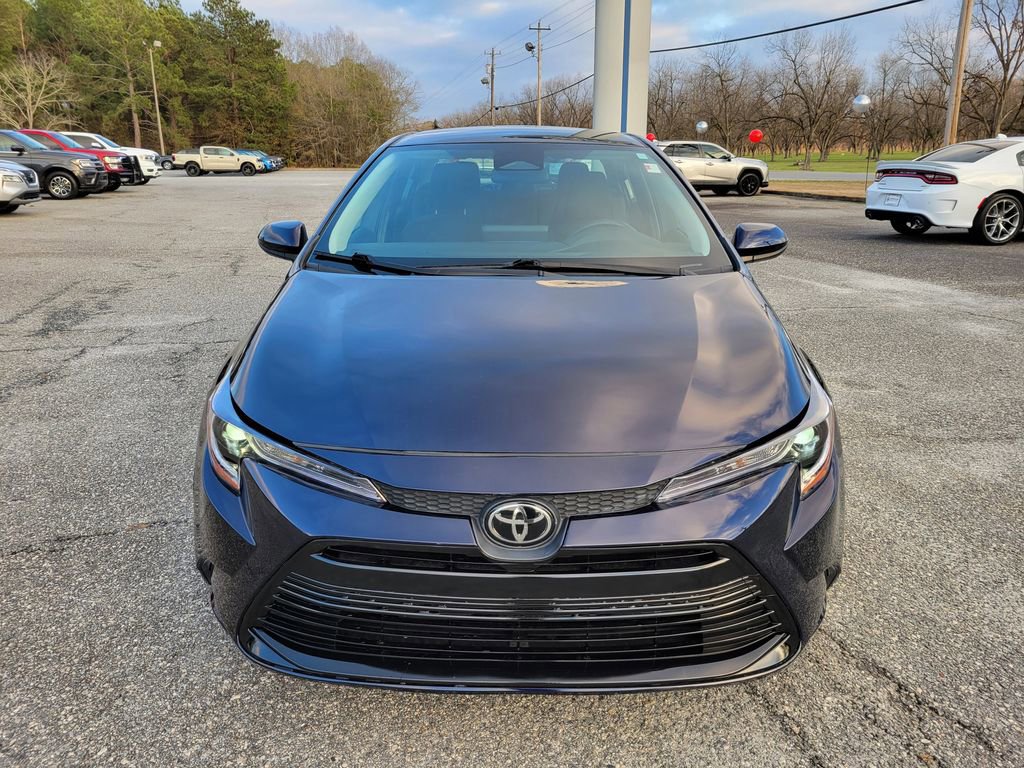 Used 2023 Toyota Corolla LE image 8