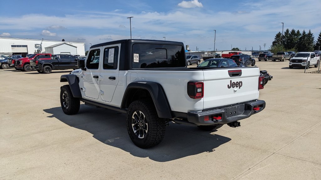 Used 2026 Jeep Gladiator Rubicon AWD/4WD image 5