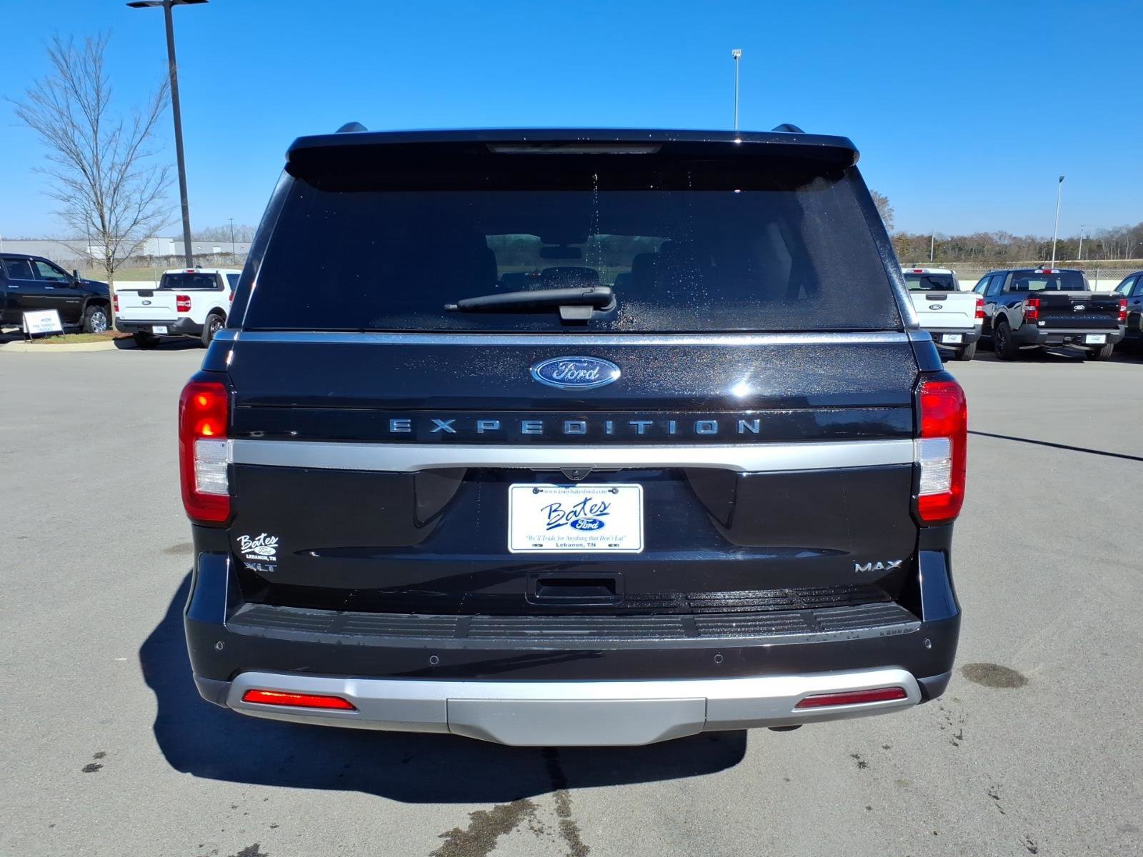 Certified 2024 Ford Expedition Max XLT image 4