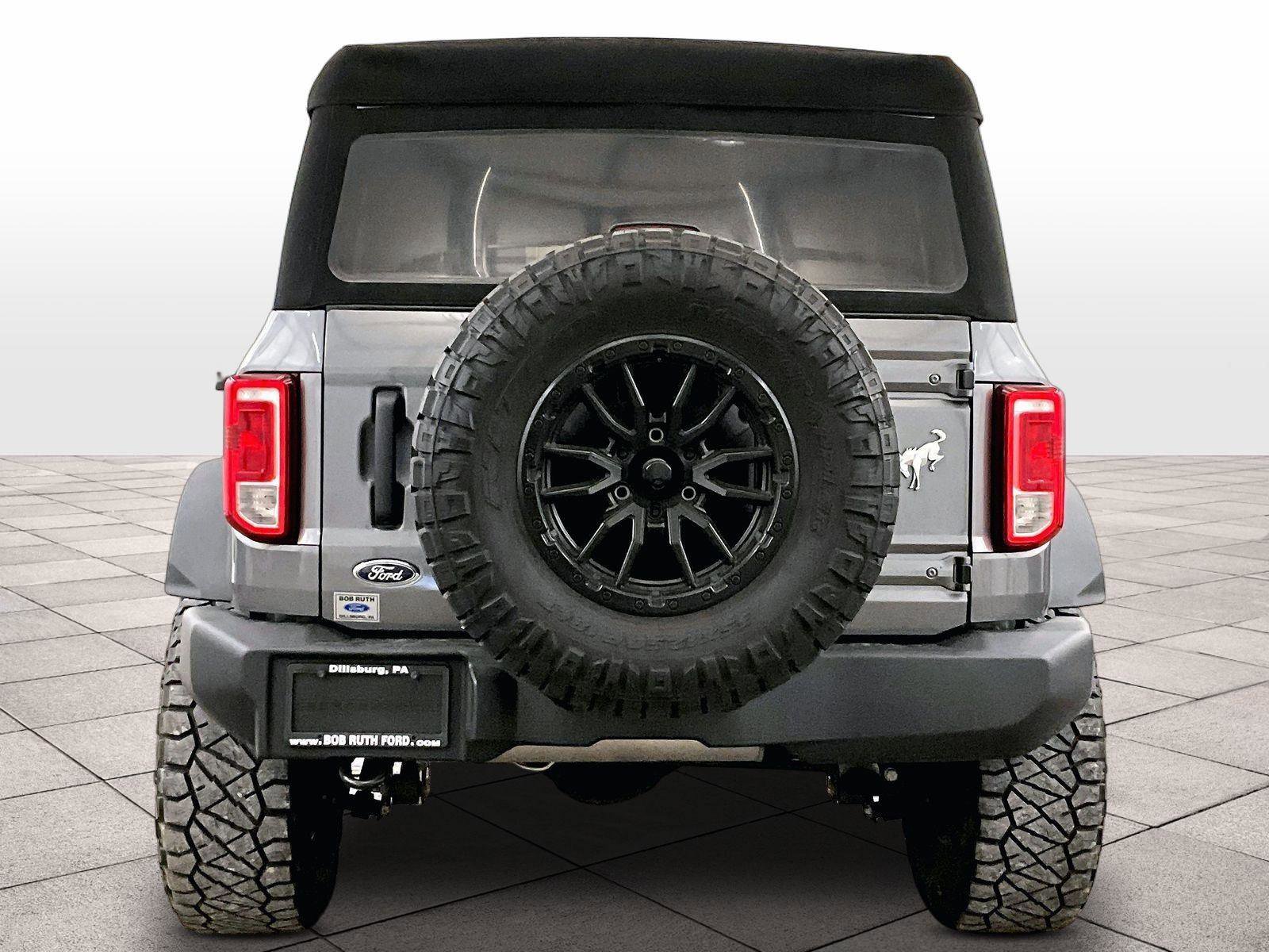 Certified 2023 Ford Bronco 4-Door AWD/4WD image 4