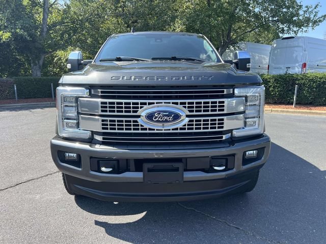 Certified 2019 Ford F350 Platinum w/ Platinum Ultimate Package AWD/4WD image 4
