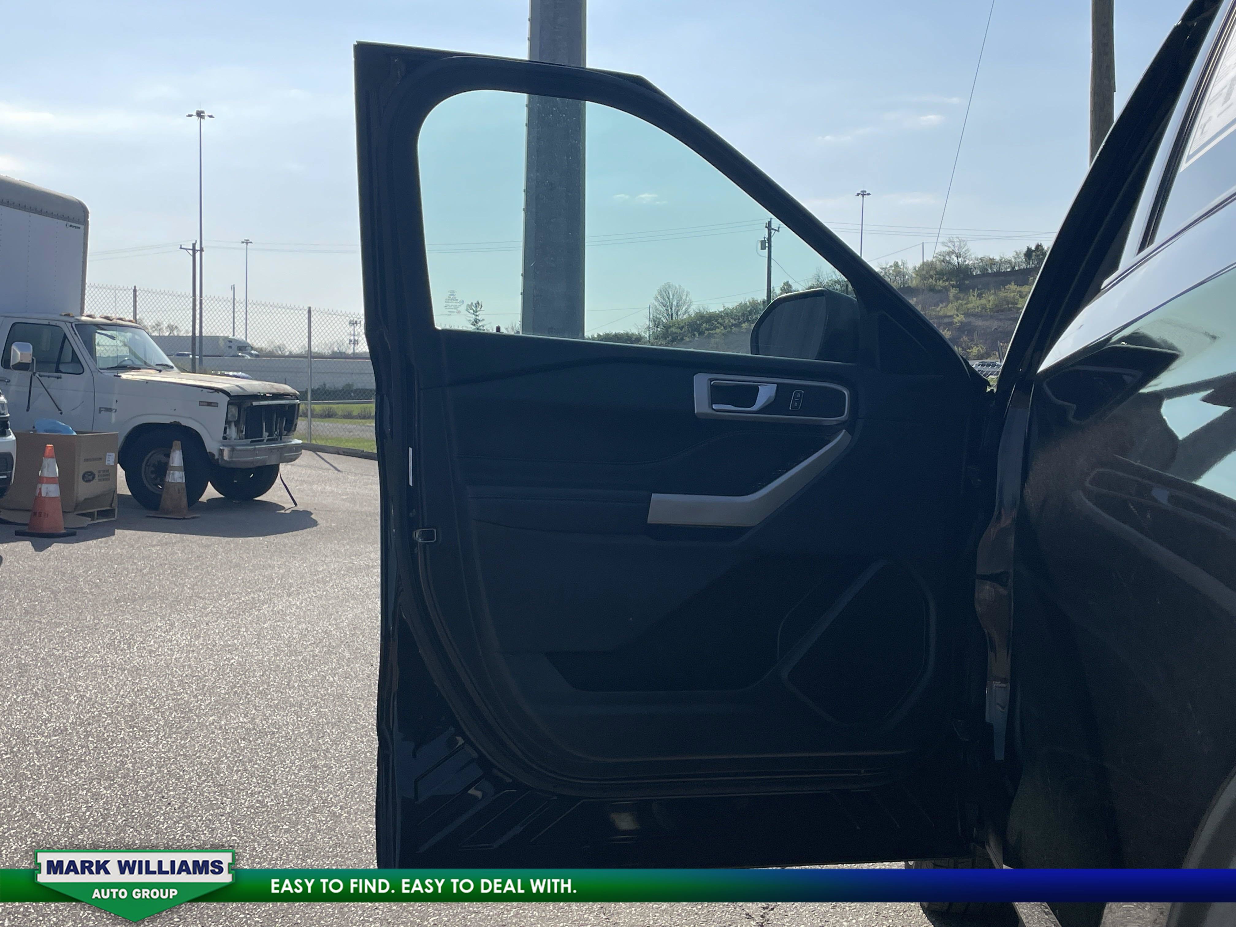 Certified 2022 Ford Explorer XLT AWD/4WD image 12