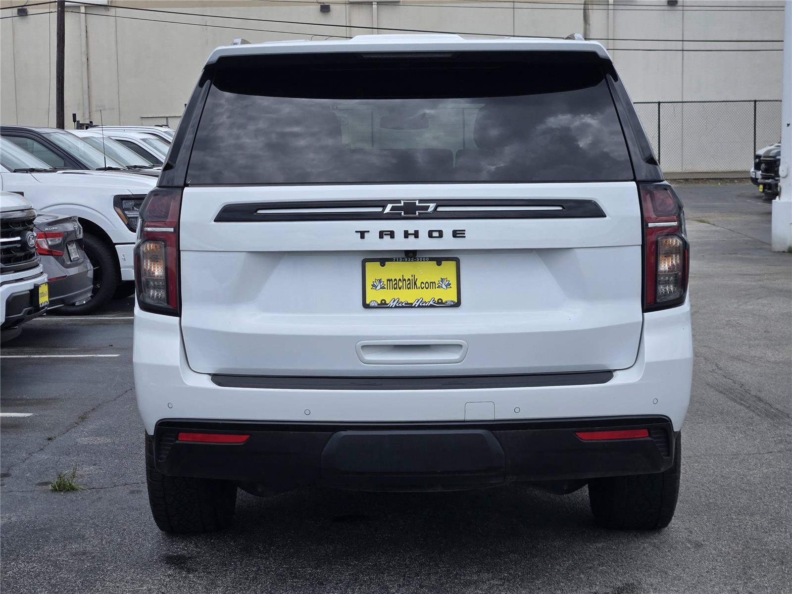 Used 2023 Chevrolet Tahoe Z71 w/ Luxury Package AWD/4WD image 13